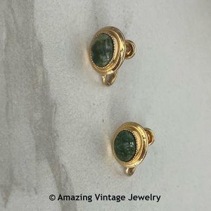 JADE OVAL Earrings