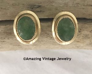 JADE OVAL Earrings