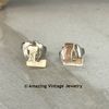 LADY COVENTRY INITIAL EARRINGS - L LADY COVENTRY INITIAL EARRINGS - L