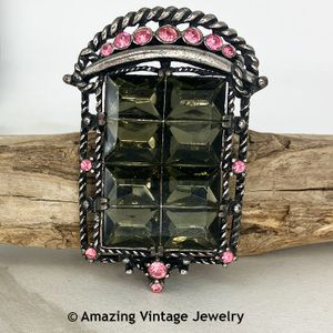 MIDNIGHT MAGIC Pin/Pendant
