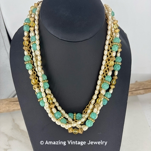 VANITY FAIR Necklace