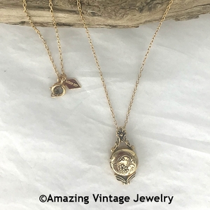 REMEMBRANCE LOCKET Necklace in Box