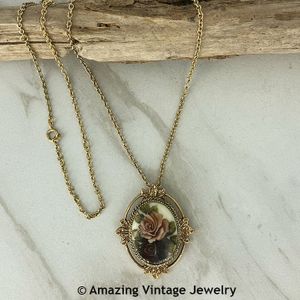 ROSE MARIE Necklace