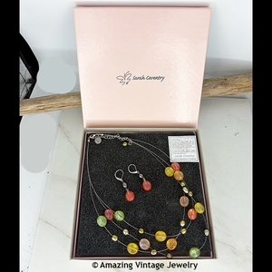 LIGHT N' LIVELY Necklace and Earrings Set
