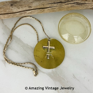 SIMPLICITY Necklace in Original Box