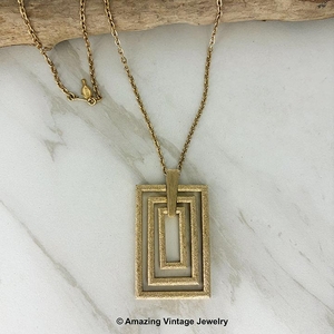 TEXTURE LINKS Necklace