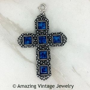 TUDOR Pendant - Reversible