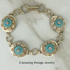 TURQUOISE IN CRYSTAL Bracelet