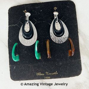 ULTRA-VERSATILE Earrings on Card