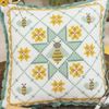 Honey Bee Quilt by Lindsey Weight Honey Bee Quilt by Lindsey Weight