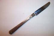 1881 Rogers Oneida SURF CLUB Grille Knife, French Blade
