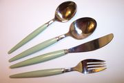 OUT OF STOCK Castle Japan JADITE GREEN 4-piece Place Setting