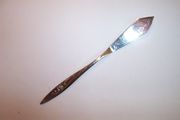 Community MORNING ROSE Master Butter Knife