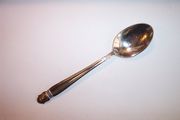 Holmes & Edwards DANISH PRINCESS Place / Dessert Spoon