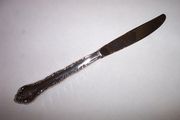International Deluxe GIGI Dinner Knife
