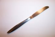 International MOONSPUN Dinner Knife
