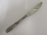 International SOPHISTICATE Solid Dinner Knife