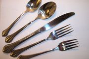 OUT OF STOCK Oneida 1881 Rogers REPOSE 5-piece Place Setting
