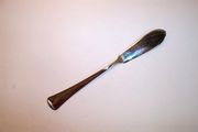 Oneida 1881 Rogers WYNDHAM / DISTINCTION Master Butter Knife