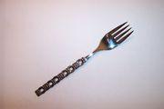 Oneida Deluxe APPLIQUE Salad Fork