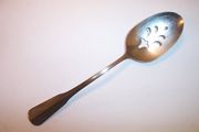 Oneida Deluxe COLONIAL ARTISTRY Pierced Serving Spoon