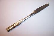 Oneida Deluxe MODERN ANTIQUE / ANTARES Dinner Knife