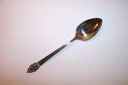 Oneida Deluxe NORDIC CROWN Teaspoon