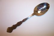 Oneida Deluxe VALERIE Tablespoon / Serving Spoon