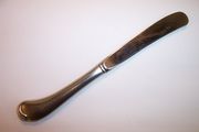 Oneida Heirloom AMERICAN COLONIAL Pistol Grip Dinner Knife