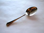 Oneida JUILLIARD Place / Soup Spoon