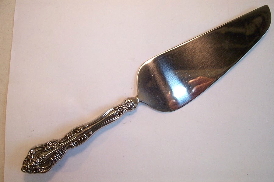 Oneida MICHELANGELO Stainless Cake / Pie Server, Large