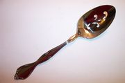 Oneida SSS Tradition LAKEWOOD TUXEDO Pierced Serving Spoon