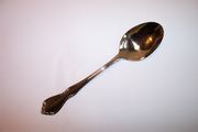 Oneidacraft Deluxe CHATEAU Place / Oval Soup Spoon 