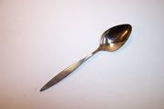 Oneidacraft Deluxe WINTERSONG Teaspoon