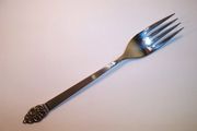 OUT OF STOCK Oneida Deluxe NORDIC CROWN Dinner Fork