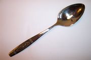 Oneida Deluxe ROSE PENDANT Tablespoon / Serving Spoon