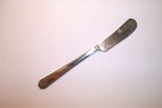 OUT OF STOCK Tudor Plate ELAINE individual Butter Spreader