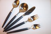 Raadvad Denmark BLACK HANDLE 5-piece Place Setting