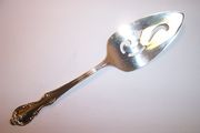 OUT OF STOCK Rogers & Bro SOUTHERN SPLENDOR Pie / Cake Server