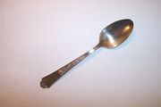 Rogers Bros 1847 ANCESTRAL Teaspoon Mono M