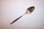 Rogers Bros 1847 GARLAND Teaspoon