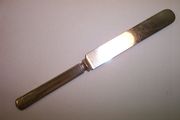 Rogers Bros 1847 HERALDIC Solid Dinner Knife, Rounded-end, Plate Blade