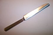 Rogers Bros 1847 HERALDIC Solid Dinner Knife, Stainless Blade