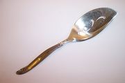 OUT OF STOCK Rogers Bros 1847 LEILANI Pie / Cake Server