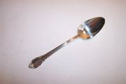 Rogers Bros 1847 REMEMBRANCE Place / Oval Soup Spoon