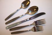 Rogers Cutlery MODERN LIVING  5-piece Place Setting