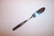 Rogers Cutlery MODERN LIVING Master Butter Knife