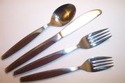 Stainless Japan BROWN 4-piece place Setting
