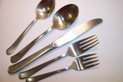 Wallace SAYBROOK 5-piece Place Setting