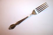 Wm Rogers PRECIOUS MIRROR Dinner Fork 7 1/2"